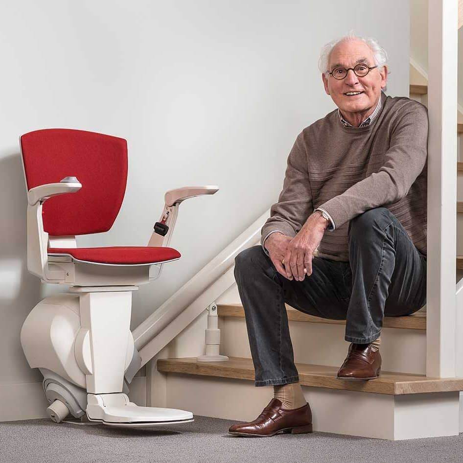 Equipo para subir escaleras personas movilidad reducida en Barberà