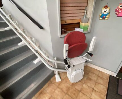 Salvaescaleras - Aparatos Para Subir Escaleras Silla Ruedas en Centre Premià de Mar