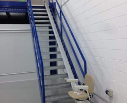 Salvaescaleras - Farre Salvaescaleras en Centre Sant Adrià de Besòs